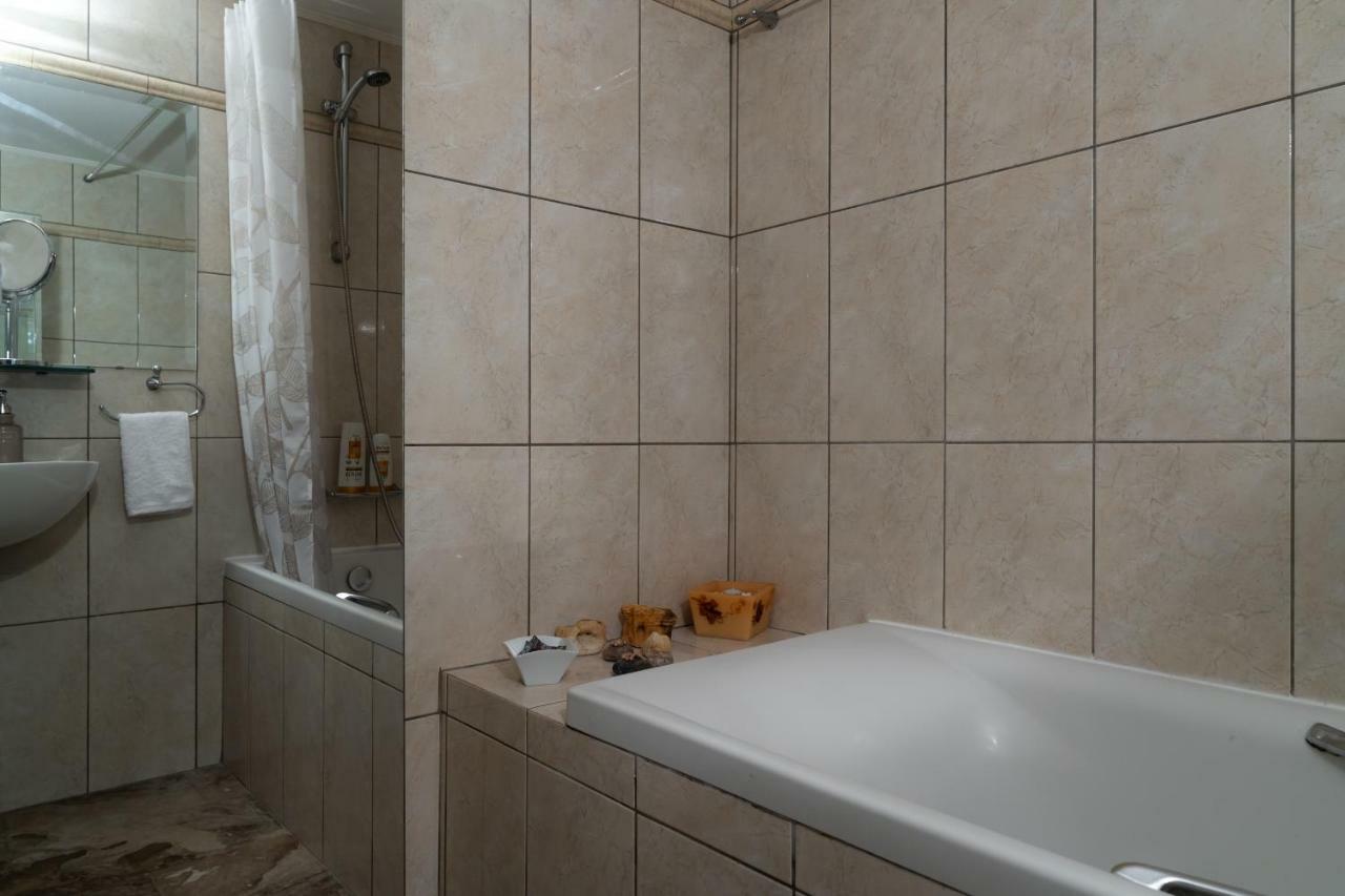 Apartamento Acropolis Koukaki Loft Private Garden Atenas Exterior foto